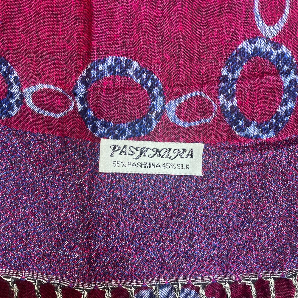 Elegant Burgundy and Navy Scarf 55% Pashmina 45% Silk - Picture 3 of 4